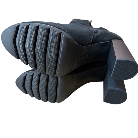 LA CANADIENNE Milo Black Waterproof Suede Buckle Accent Cushioned NEW 10 - Picture 8 of 11